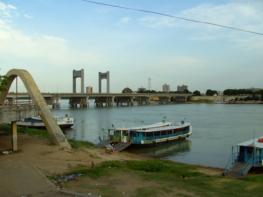 Ponte sobre o Rio São Francisco, Juazeiro, Bahia, Brasil