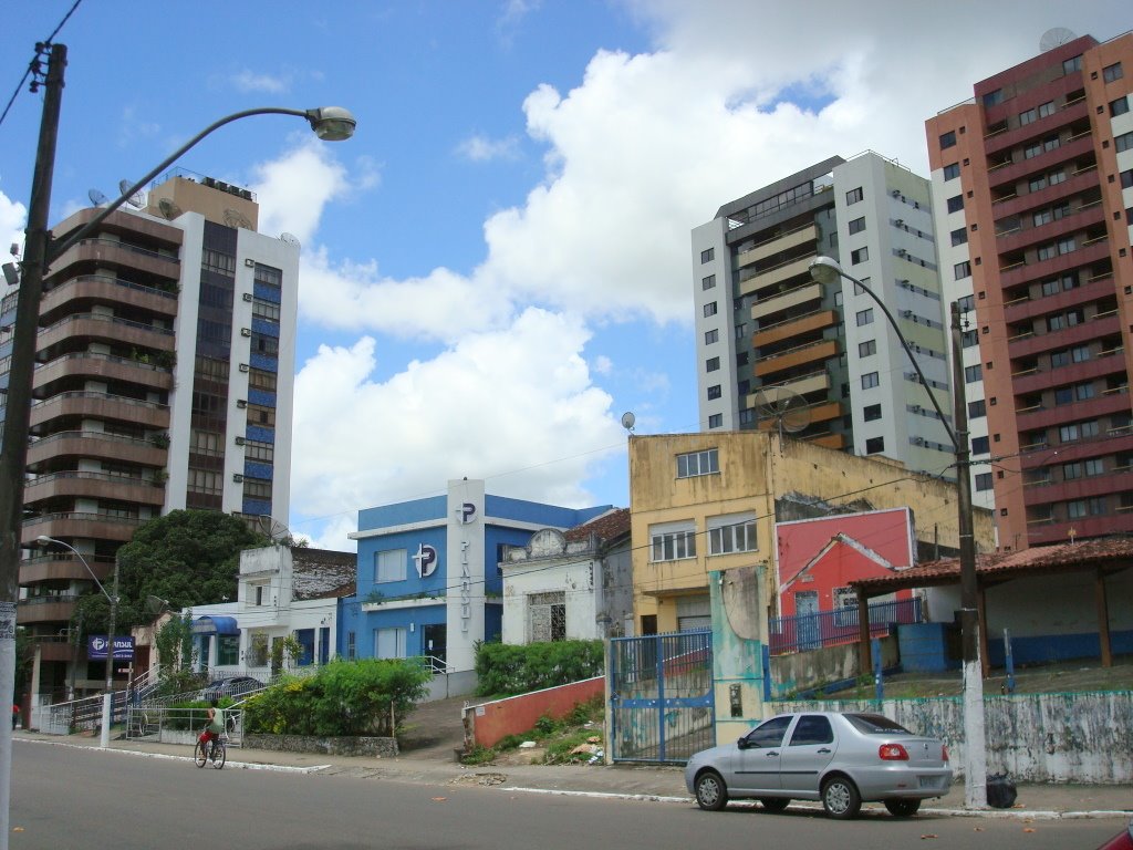 Itabuna - Av. Fernando Cordier 03