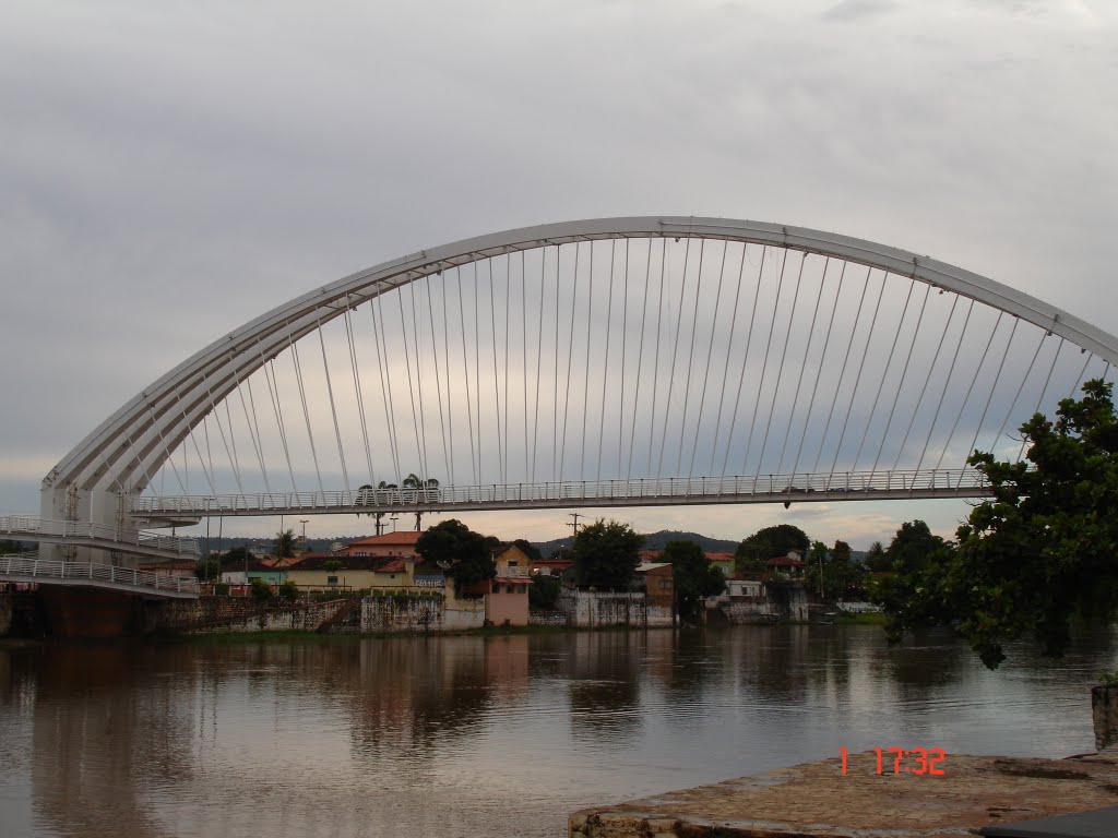 passarela de pedestre sta maria da vitoria BA