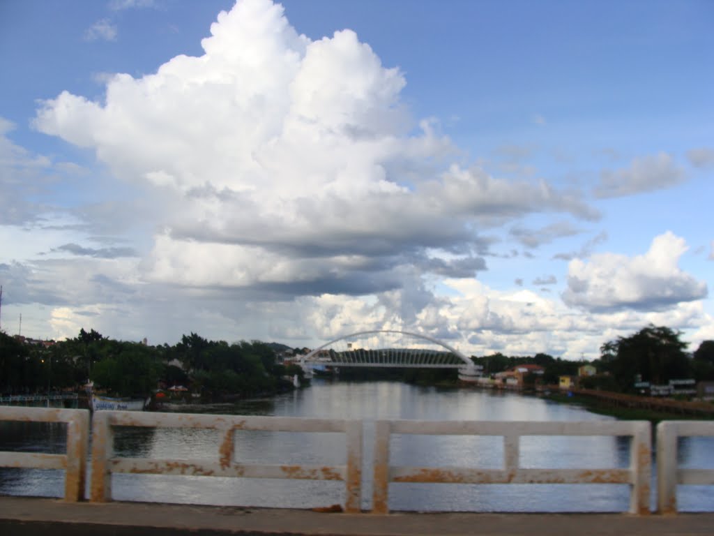 Santa Maria da Vitória - BA, vista da ponte