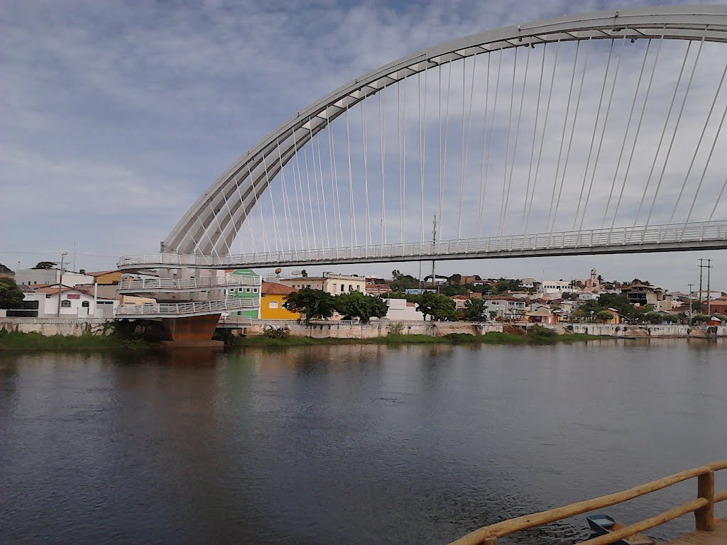 passarela  sta maria da vitoria