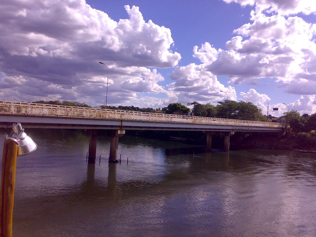 PONTE NA DIVISA DE SANTA MARIA DA VITÓRIA E SÃO FELIX DO CORIBE - BA - BRASIL