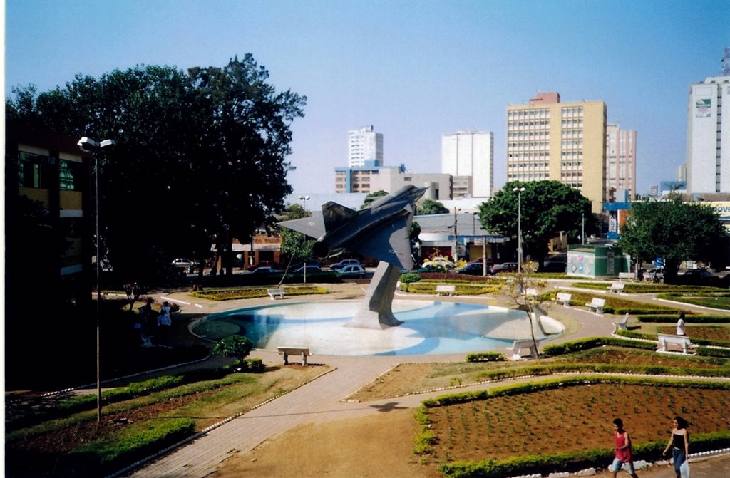 Monumento, Mirrage da Decada de 70