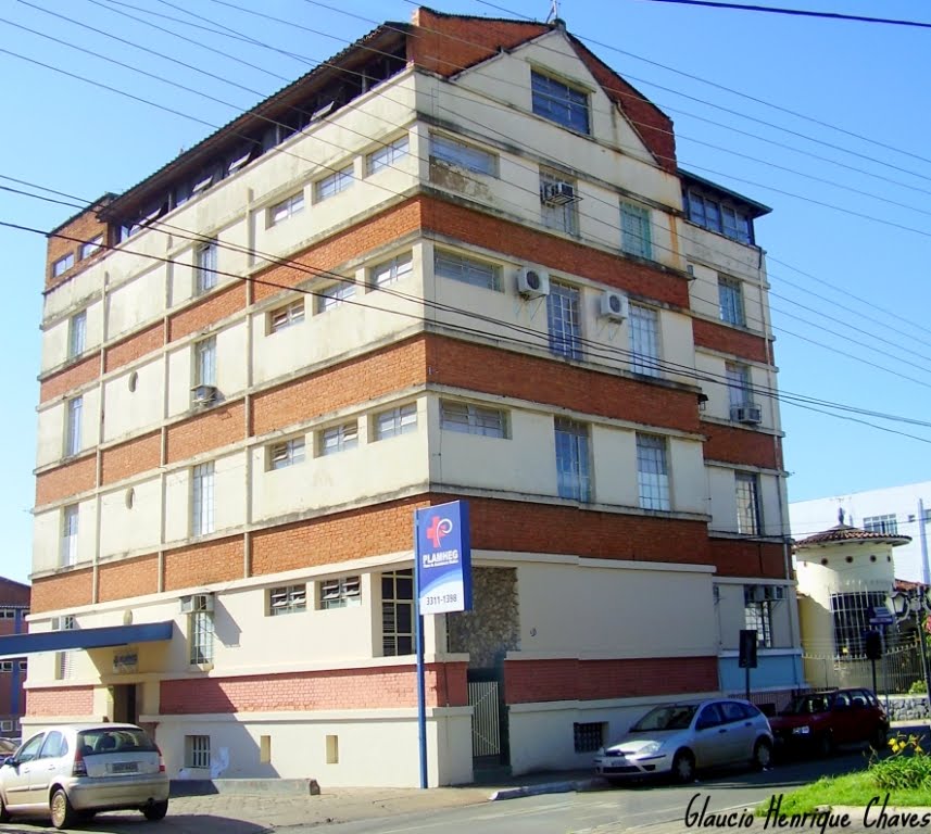 * Hospital Evangélico