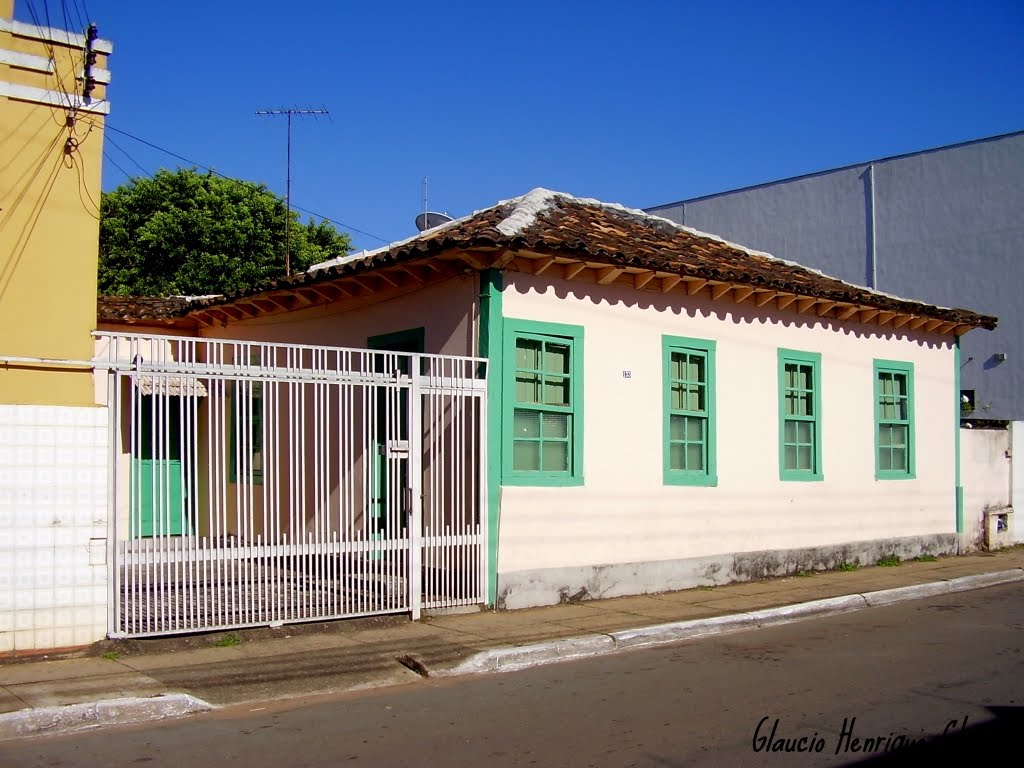 * Casarão colonial