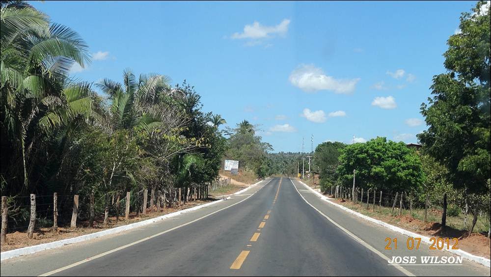 ROD. BR 135 - ENTRE PRESIDENTE DUTRA E SANTA FILOMENA - MA BRASIL