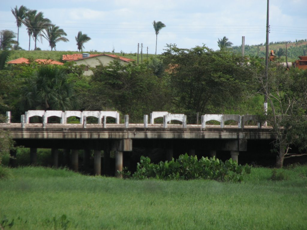 PONTE SOBRE O RIO IPIXUNA