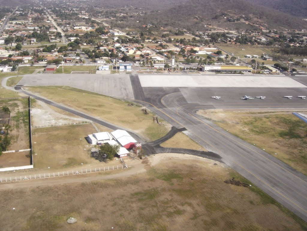 Aeroporto Internacional de Corumbá (CMG), MS, Brasil.