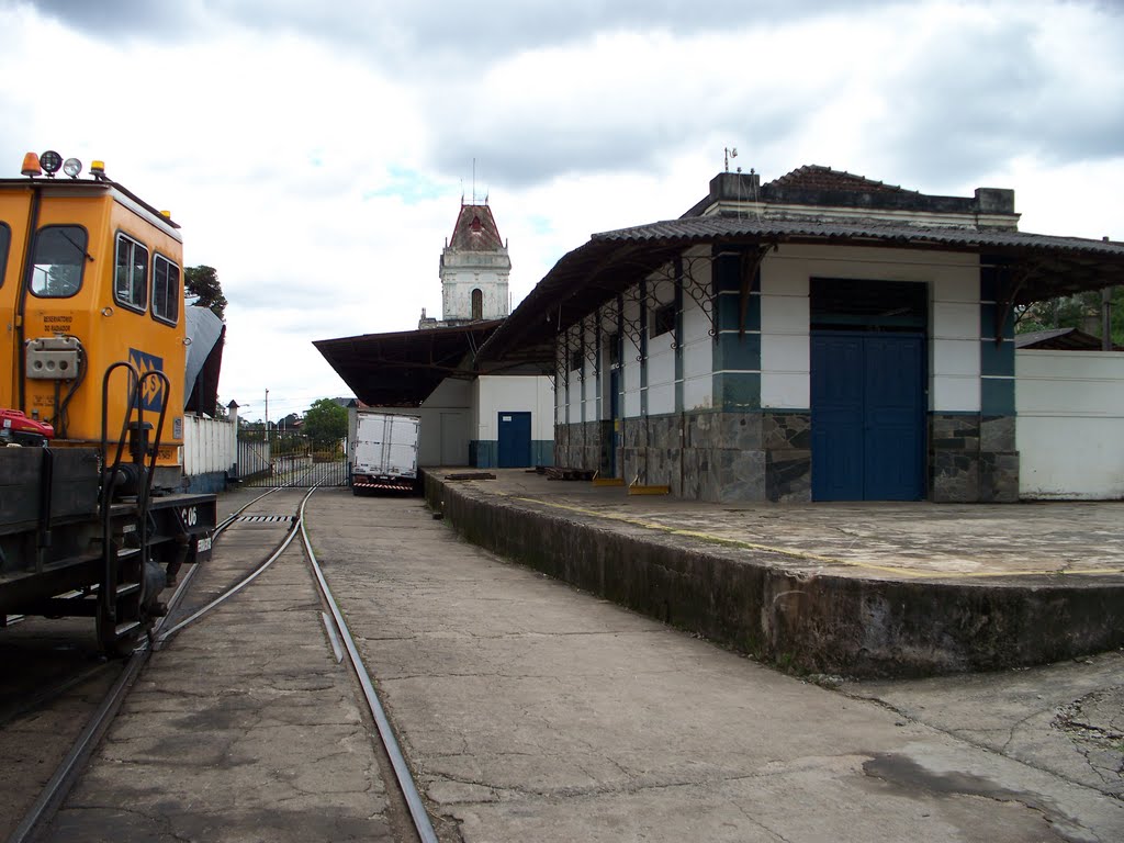 Parte da estação ferroviária de Barbacena que servia a E.F.O.M quando aqui chegava