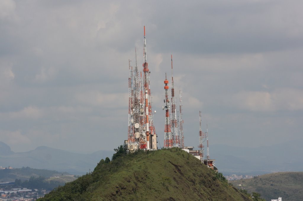 Torres de TVs - Visto da Serra do Curral - Belo Horizonte - Minas Gerais - Brasil -19° 57 55.52" S 43° 55 8.92" W