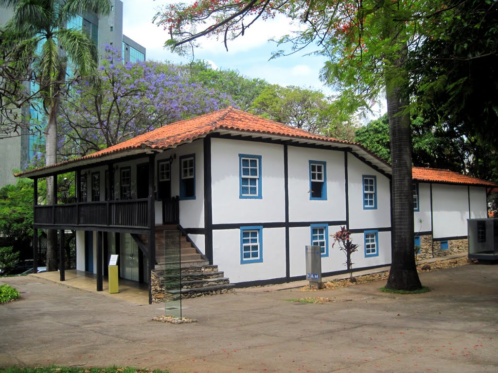 Antiga sede da Fazenda do Leitão - Hoje Museu Hist. Abílio Barreto