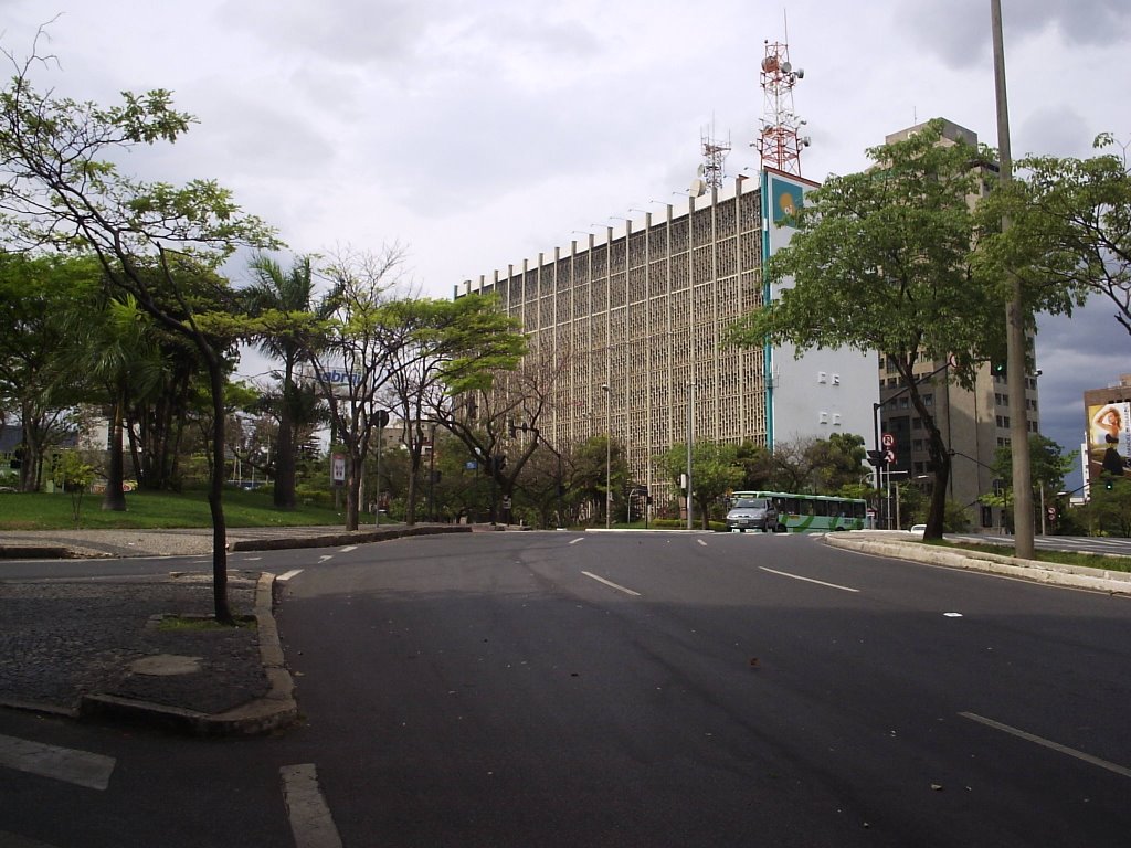 Av. Contorno