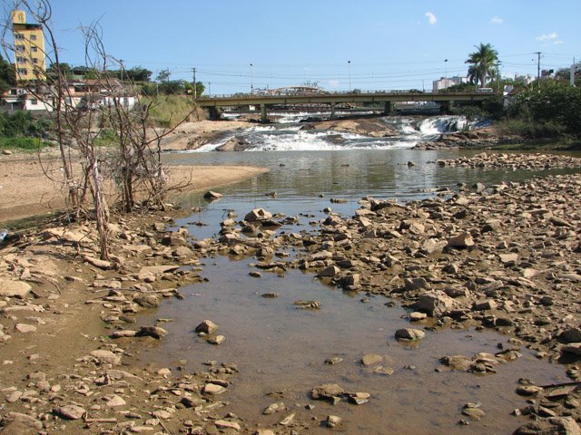 Rio Itapecerica secando