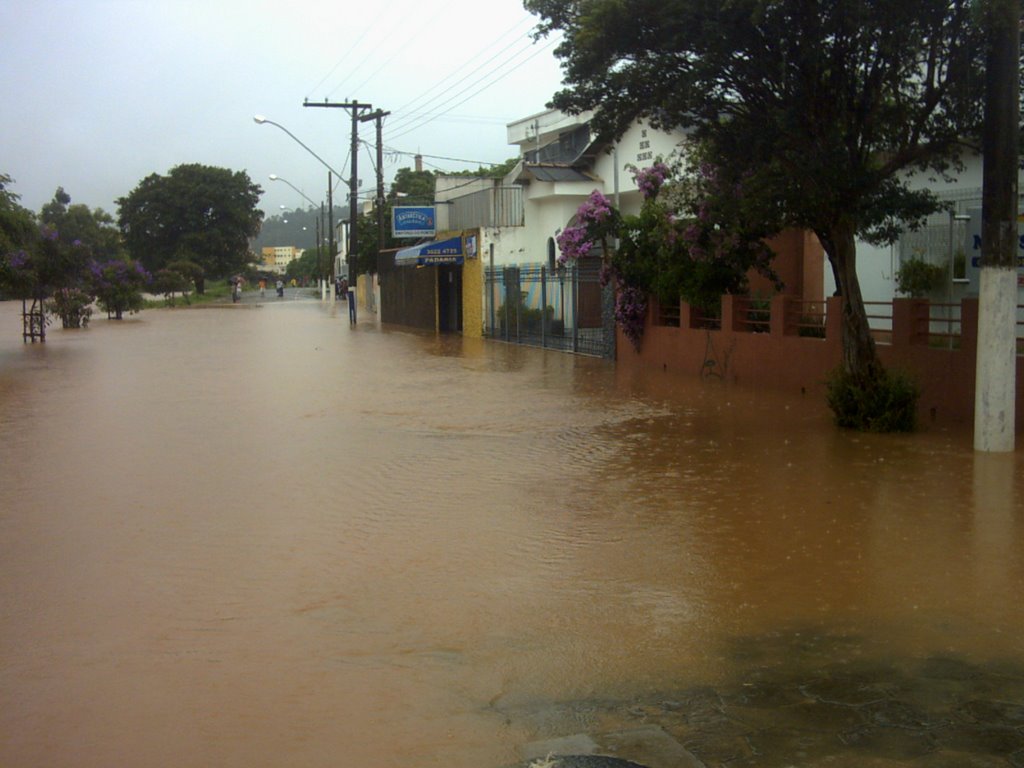 Quase enchente!