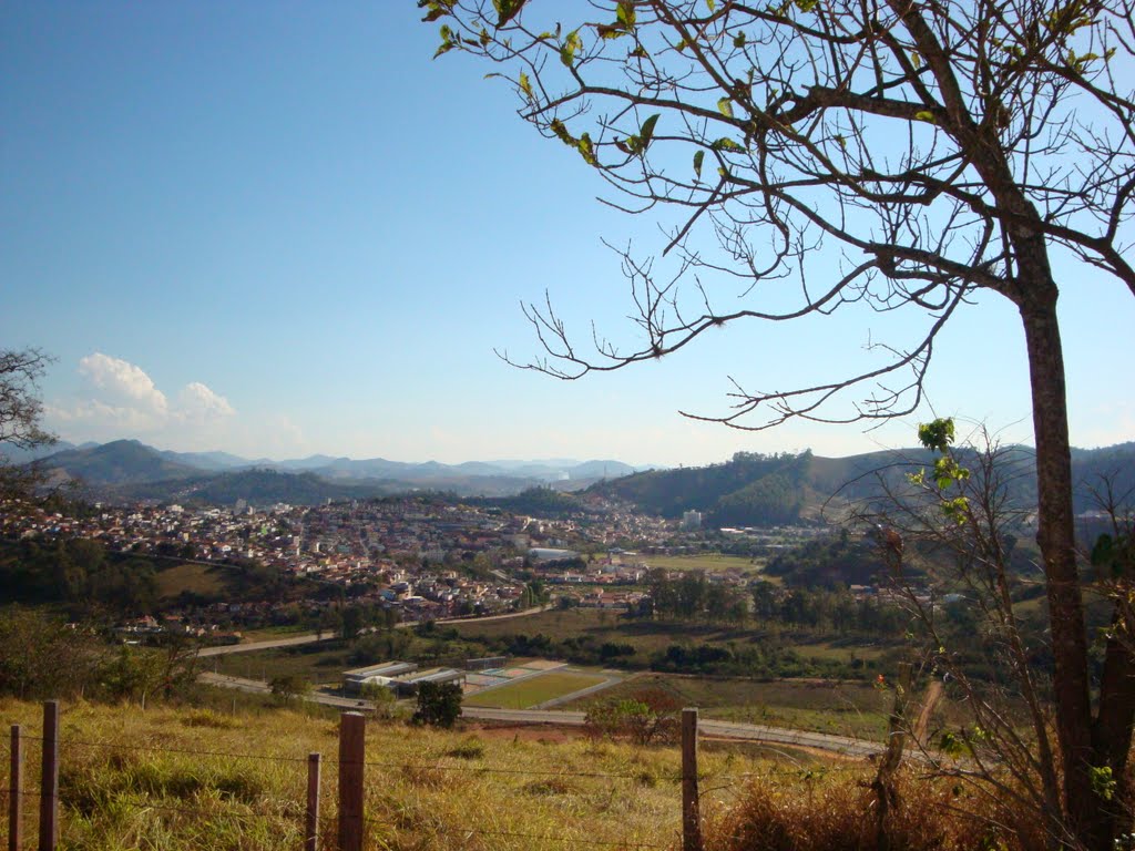 Estrada para a prefeitura de Itajubá