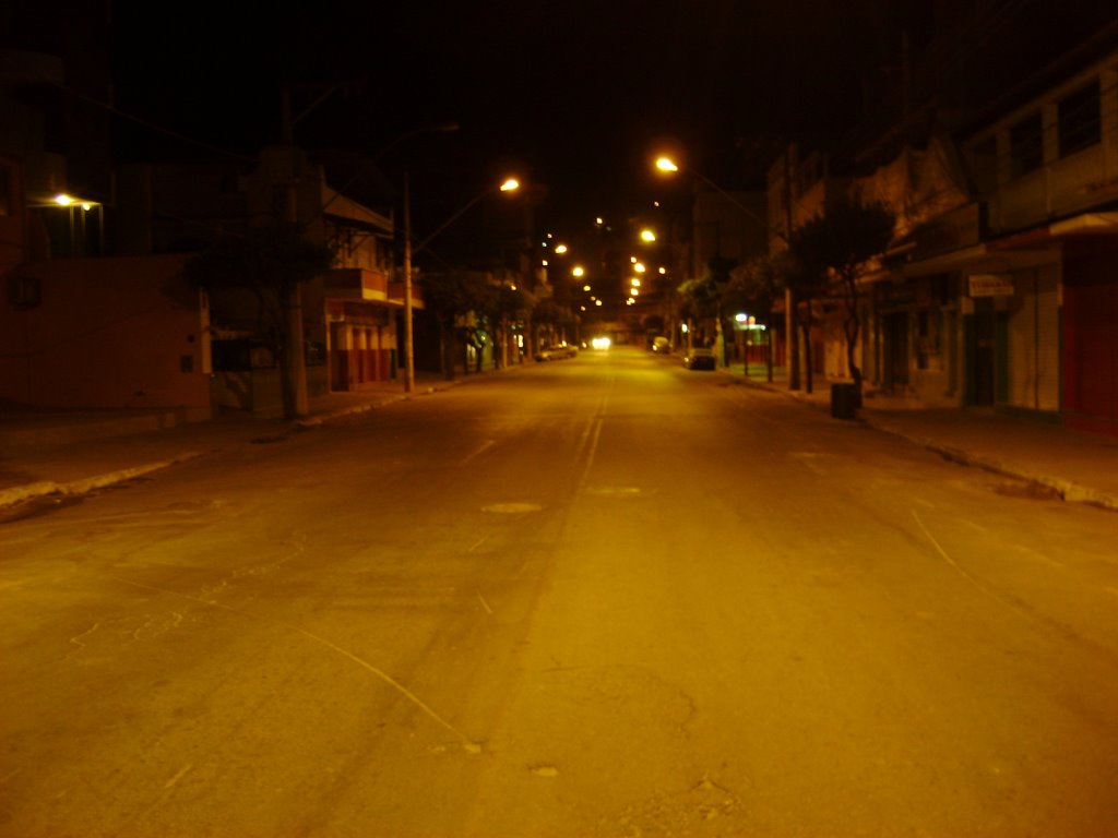 AV.OLEGÁRIO MACIEL-CARATINGA MG
