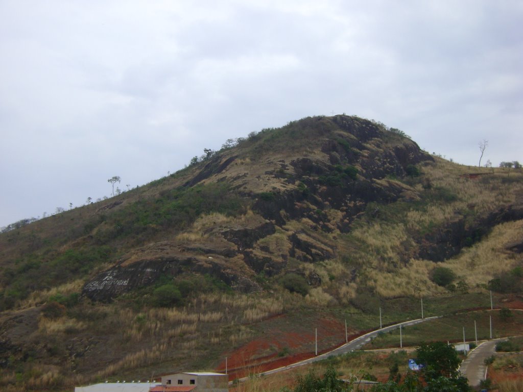 PEDRA DOS ESPELHOS