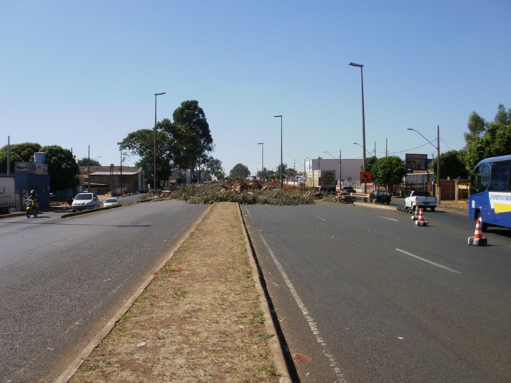 Obra na Br-050 (01) - Uberlândia-MG