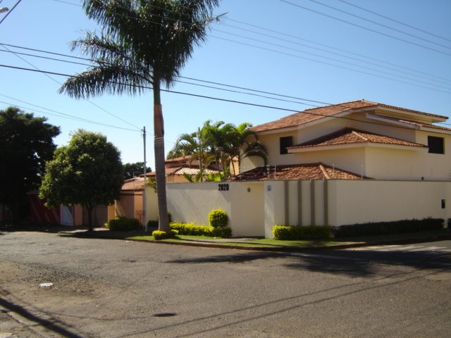 Av. Pará/Rua Dr. Luiz Antônio Waack
