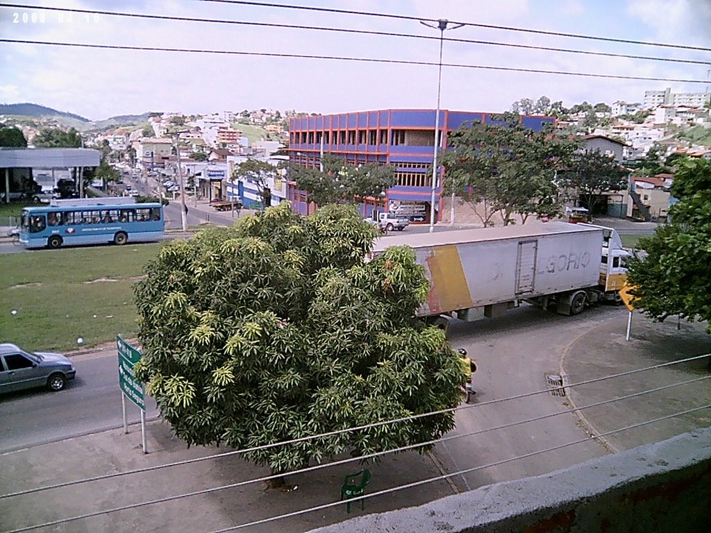trevo da BR116 com a BR418 em teófilo otoni