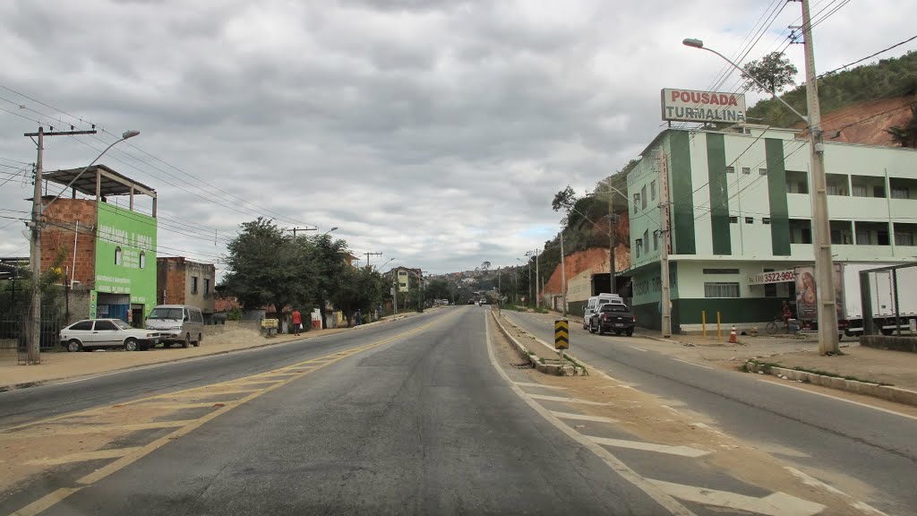 BR 116, Rio - Bahia, saindo para Mucuri, Catugi, Padre Paraíso