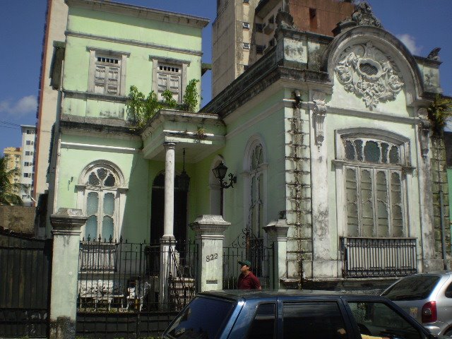 Casa na Travessa Quintino Bocaíuva