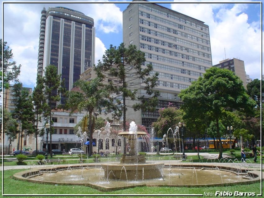praça  da universidade Federal  - Foto: Fábio Barros  (www.cidade3d.uniblog.com.br)