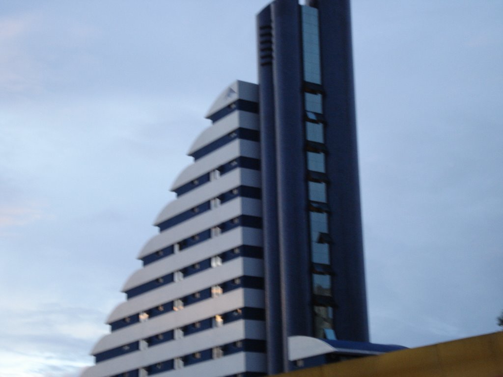 LONDRINA (By FARINA)