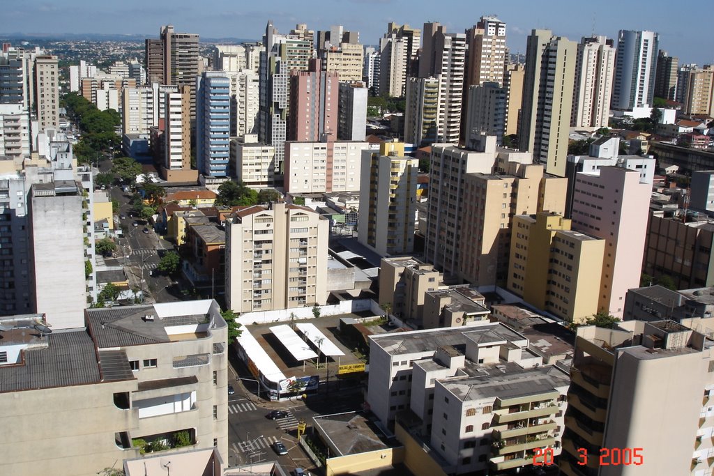 Londrina - Vista do prédio - Paraná - Brasil -  Veja mais fotos no www.panoramio.com/user505354