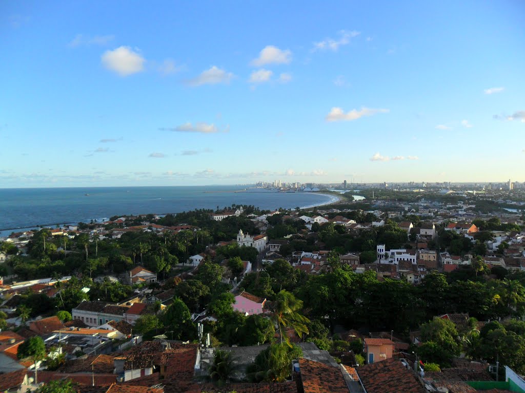 Olinda e Recife ao fundo...