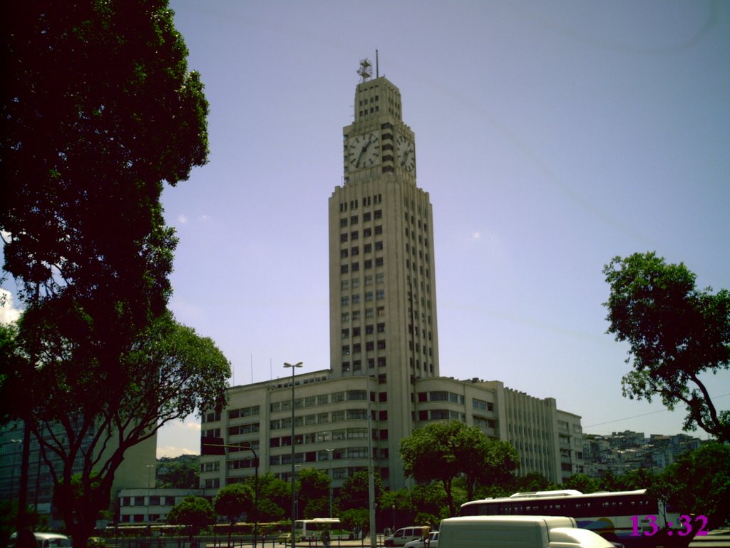 Estação Ferroviária Central do Brasil  - Rio de Janeiro - Brasil _ by: Tony Borrach