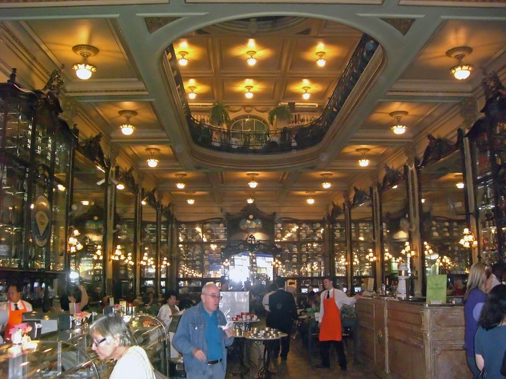 Cafe Colombo