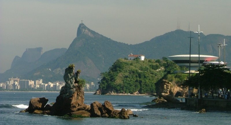 Pedra do Índio, Ilha da Boa Viagem, MAC, Pedra da Gávea e Corcovado - Niterói - RJ - Brasil - by LAMV
