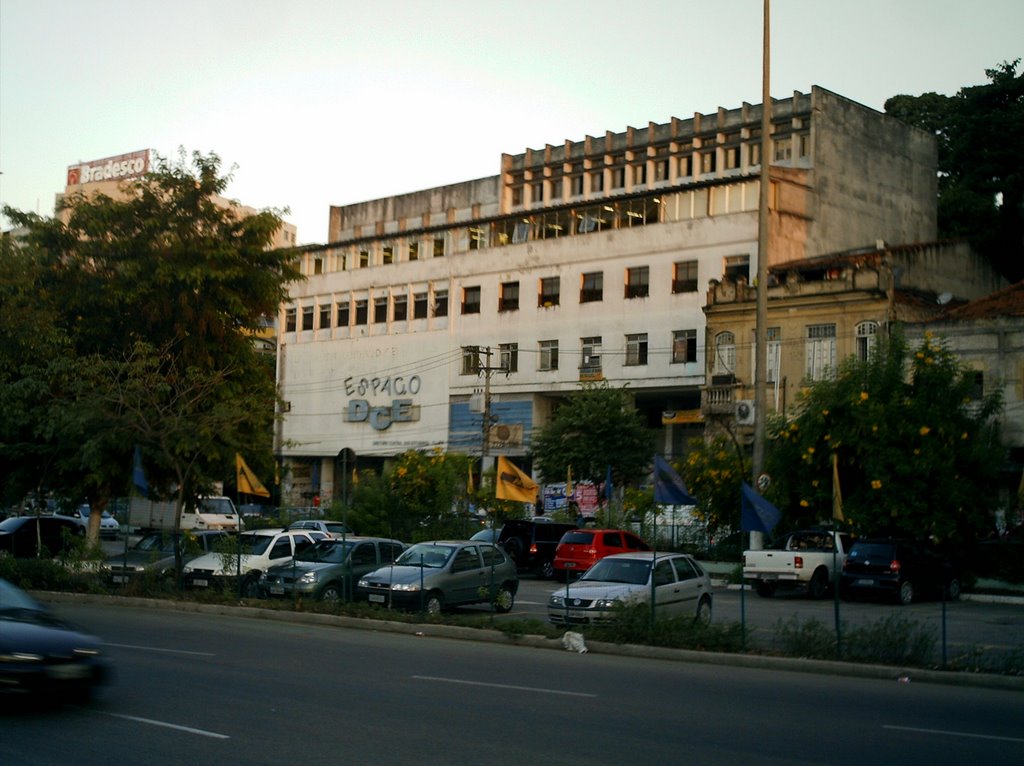 UFF - Diretório Central dos Estudantes