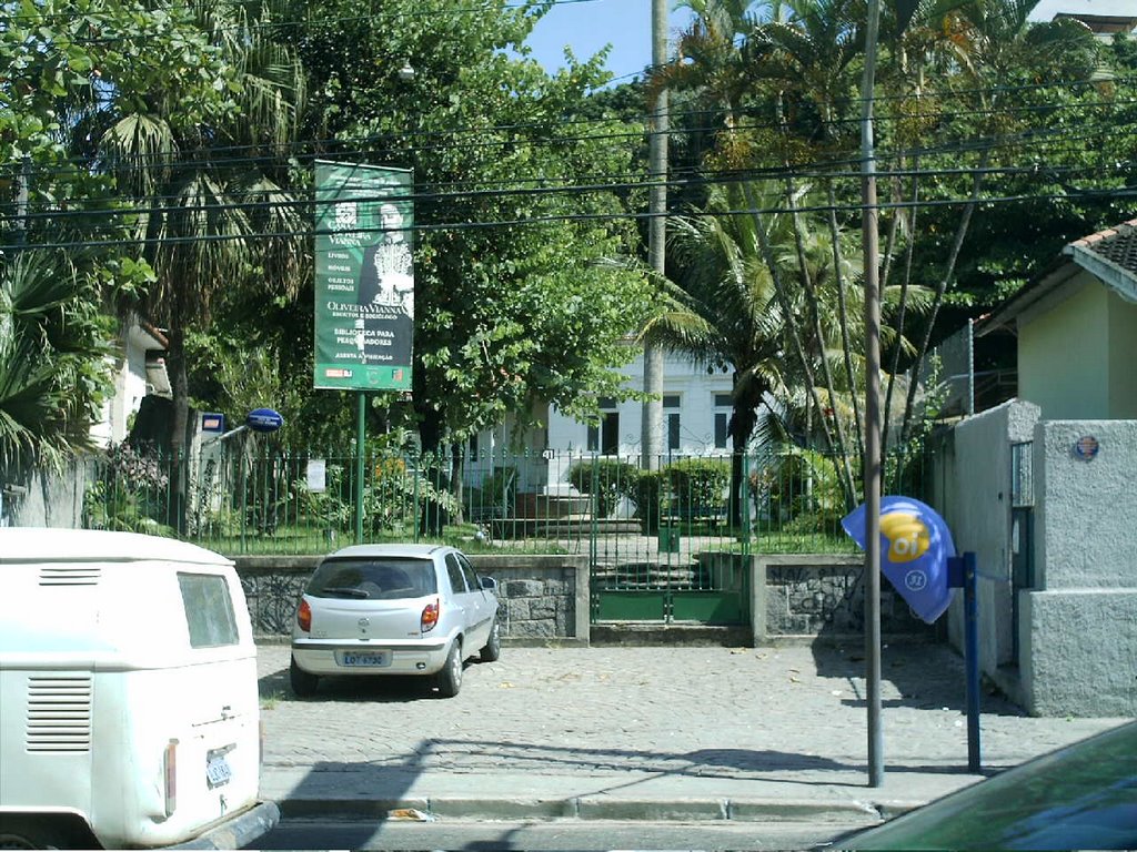 CASA DE OLIVEIRA VIANA