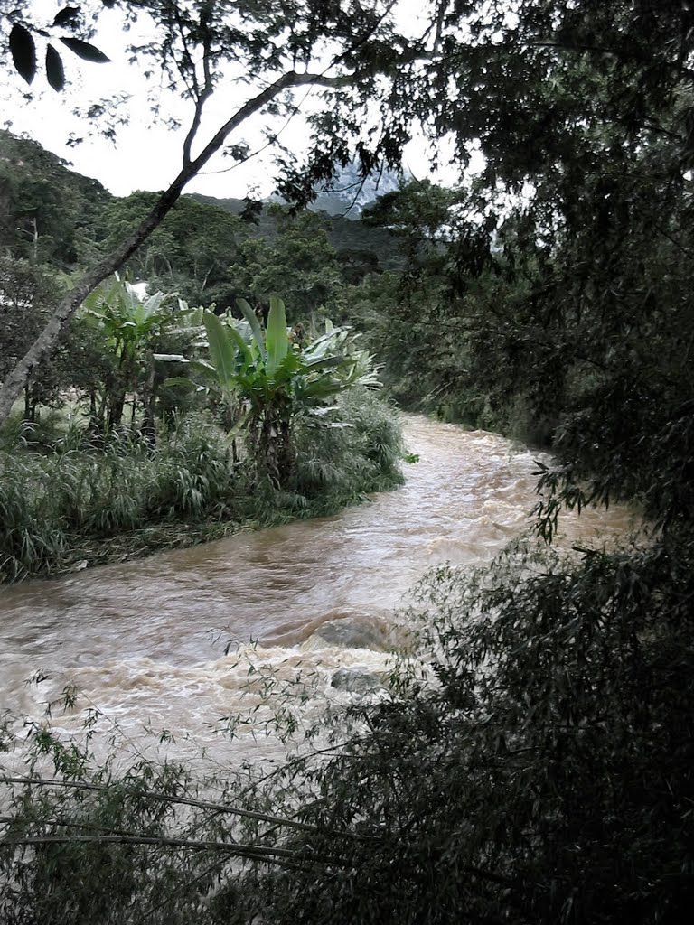 Overflowing River, Petropolis