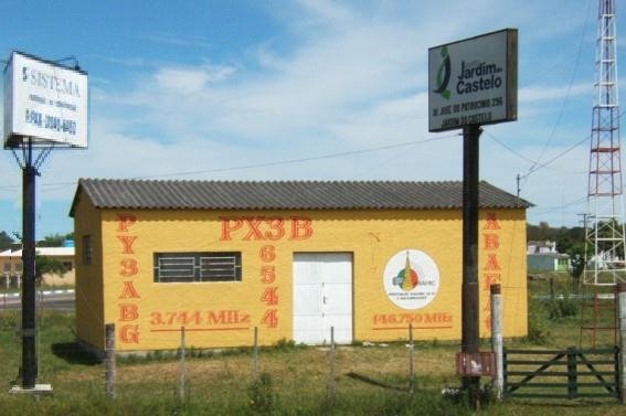 Vista externa sede da Associação de Radioamadores e PX