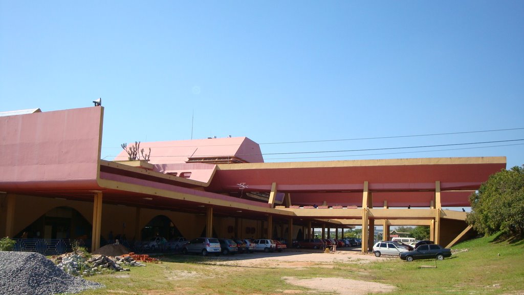 Estacionamento no terminal rodoviário - Pelotas - RS - 03/2009