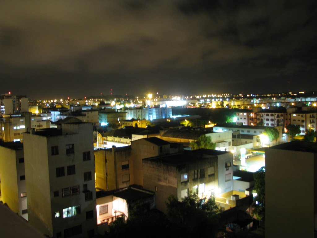Se armando o temporal! Vista do Ed. Zanetti - AFP