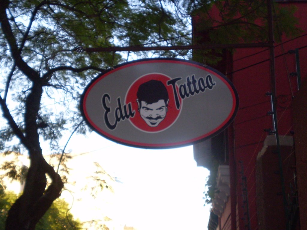 EDU TATTOO (O Melhor do Brasil) Rua Ramiro Barcelos,1407 -  55 051 3737 4040  - Porto Alegre - Brasil