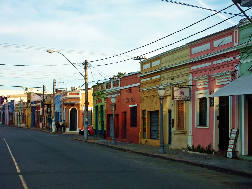 Rua João Alfredo em Porto Alegre/RS (by Sílvia Schuma)