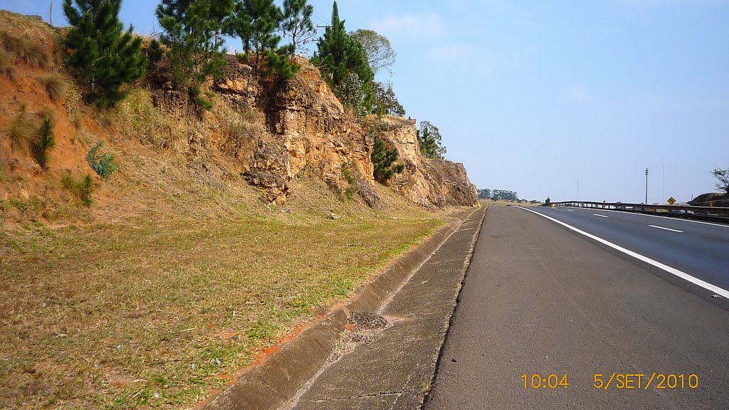 Marechal Rondon Km 252 - Afloramento do Arenito