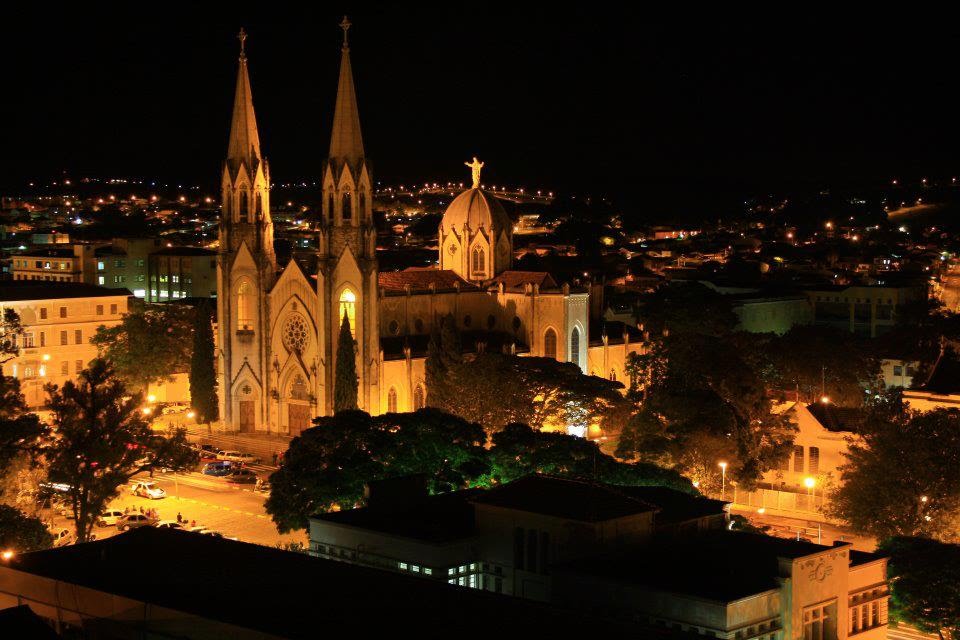 CATEDRAL  de  BOTUCATU