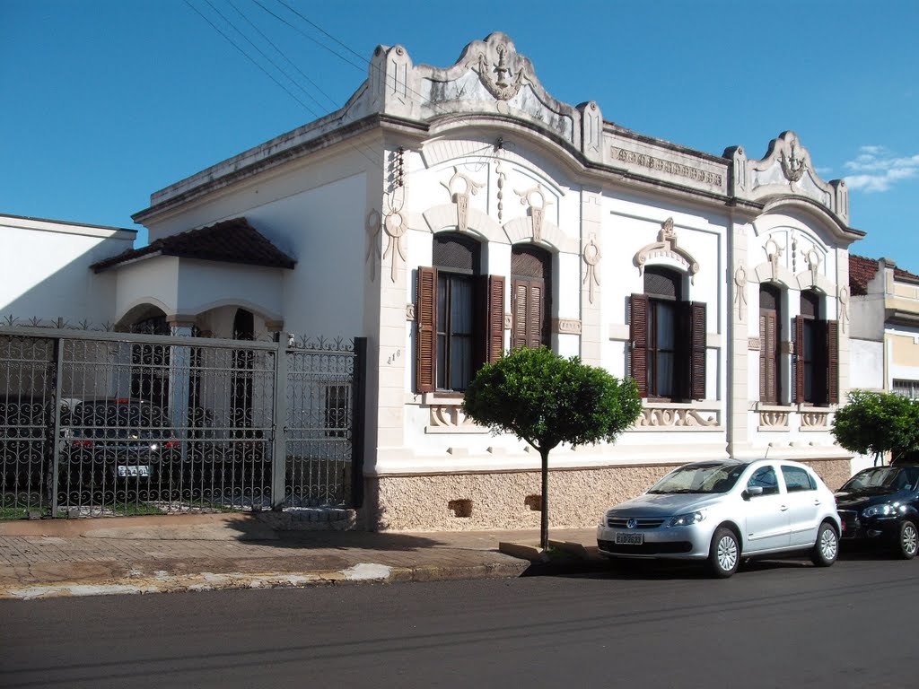 Casarão na Rua Rangel Pestana