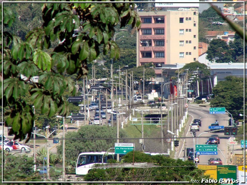 Zoom, Av Jundiaí Fonte -   Jundiaí   - Foto: Fábio Barros (www.cidade3d.uniblog.com.br)