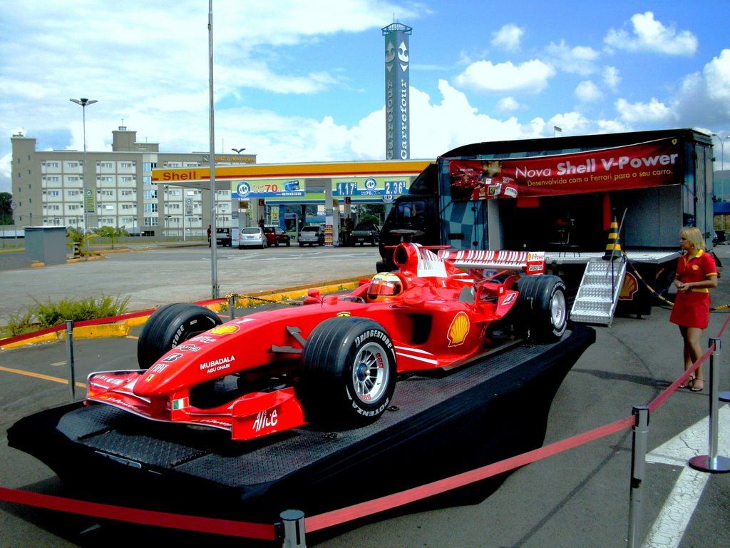 F1 no Carrefour Jundiaí sp -Foto:Luciano Rizzieri