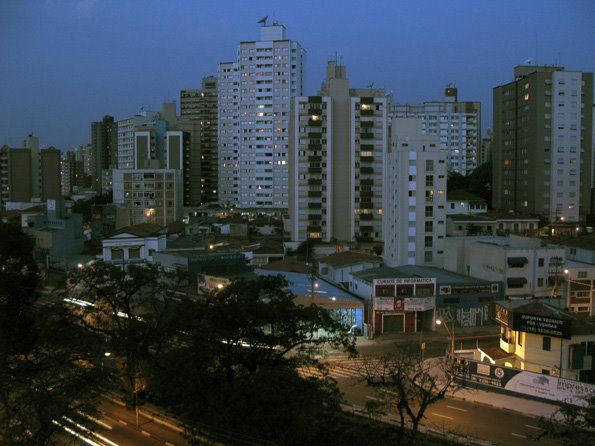 Campinas, SP - Av. Orozimbo Maia esquina com Francisco Glicério - setembro/2007