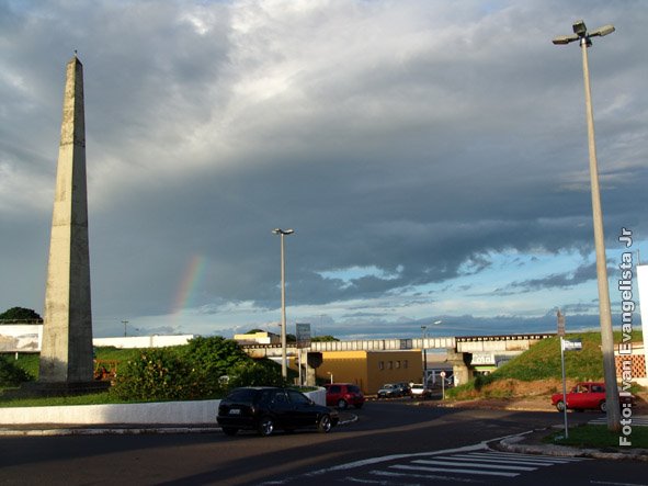 Rotatoria de acesso, zona norte da cidade  - Marília / SP