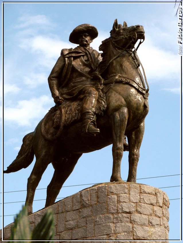Monumento aos Tropeiros - Sorocaba - Foto: Fábio Barros (www.cidade3d.uniblog.com.br)
