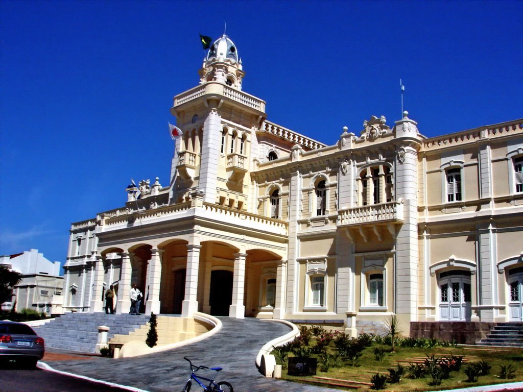 Estaçao Ferroviaria/Prefeitura-Araguari